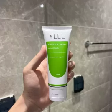 Combo 01 Sữa rửa mặt YLEE và 02 Gel giảm mụn YLEE cho da dầu mụn ,da mụn tuổi dậy thì 3 Combo 01 Sữa rửa mặt YLEE và 02 Gel giảm mụn YLEE cho da dầu mụn ,da mụn tuổi dậy thì 3