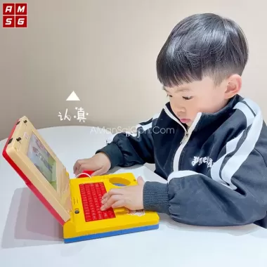 Đồ chơi máy tính laptop cho bé, máy tính bảng có chuột kèm đèn led phát nhạc giúp bé tránh xa điện thoại 9 Đồ chơi máy tính laptop cho bé, máy tính bảng có chuột kèm đèn led phát nhạc giúp bé tránh xa điện thoại 9