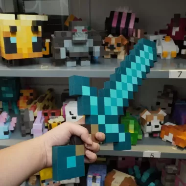 Mô Hình Gỗ Kiếm Minecraft (Kim Cương, Nether) | Tô Sẵn & KIT Tự Tô Màu 10 Mô Hình Gỗ Kiếm Minecraft (Kim Cương, Nether) | Tô Sẵn & KIT Tự Tô Màu 10