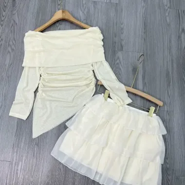 Áo Len Giấy Trễ Vai Rúm Eo Vạt Chéo Voan Siêu Cute Mix Chân Váy Ngắn Giá Rẻ 169k 5