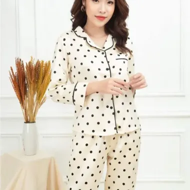 Bộ đồ ngủ nữ Flannel Hàn Quốc chấm bi - Loungewear mềm mại, giá chỉ từ 397440đ
