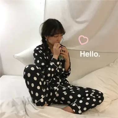 Bộ đồ ngủ nữ Flannel Hàn Quốc chấm bi - Loungewear mềm mại, giá chỉ từ 397440đ
