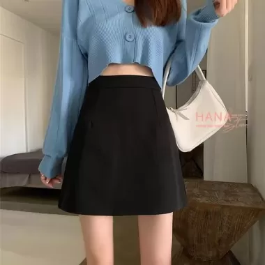 Chân Váy Chữ A Ngắn 48cm Xẻ Trước Màu Đen Lưng Siêu Cao Không Có Quần Trong cv48xtruoc 5