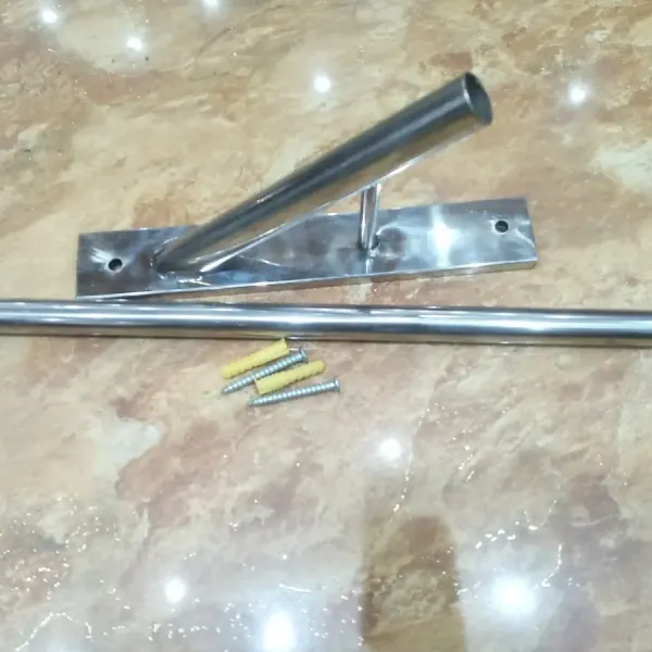 Hình ảnh sản phẩm Cờ Tổ Quốc Trên Cán Dài 120cm - Giá Treo Cờ Chất Lượng Chỉ 150k
