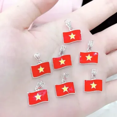 Dây chuyền da choker cờ Việt Nam giá rẻ chỉ 20000đ - Dây cổ hình lá cờ Việt Nam chính hãng 6