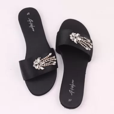 Dép đế bệt nữ da mềm thêu chữ thời trang dép quai ngang form rộng nhiều màu Hà Trang Shoes 6 Dép đế bệt nữ da mềm thêu chữ thời trang dép quai ngang form rộng nhiều màu Hà Trang Shoes 6