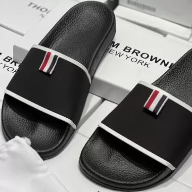 Dép quai ngang nam nữ UNISEX SIÊU CẤP THOM siêu nhẹ chống nước 4