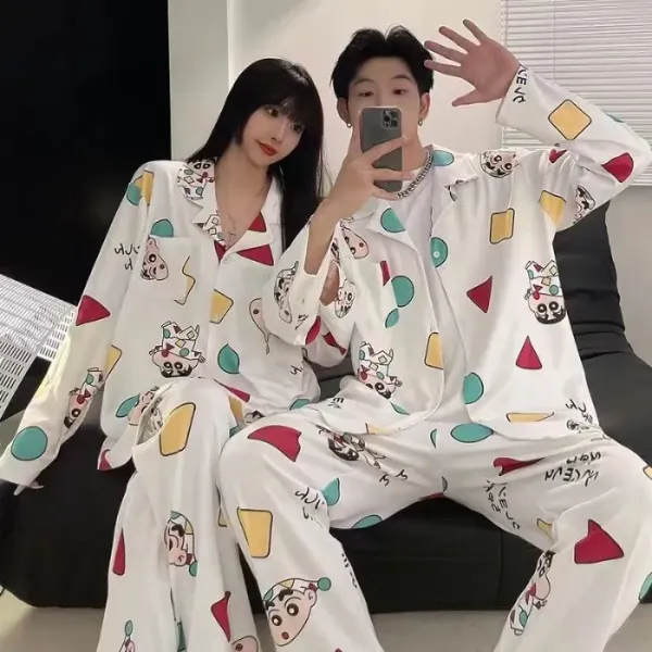 Hình ảnh sản phẩm Đồ Ngủ Lụa Satin Cậu Bé Bút Chì Shin-chan Nam Nữ - Mềm Thoải Mái Giá Tốt 140800đ