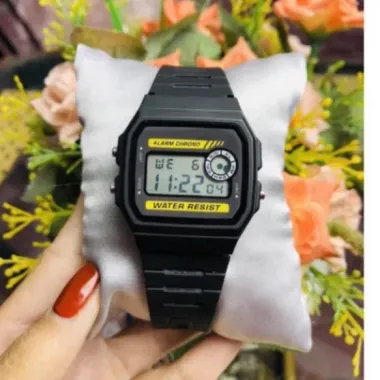 Đồng hồ Nam Casio WR F94 dây cao su mặt nhựa giá rẻ chỉ 89000 giảm từ 113030 VND 3