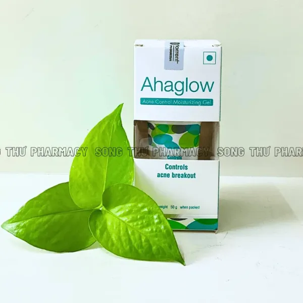 Trải nghiệm cá nhân: Gel Dưỡng Ẩm Kiểm Soát Mụn AHAGLOW trên da mụn đầu đen