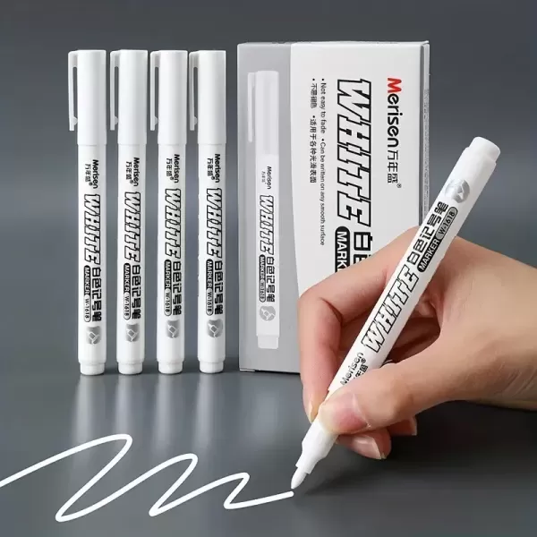 Trải nghiệm thực tế: Sử dụng hộp 12 bút lông trắng MP2907 trong các dự án nghệ thuật