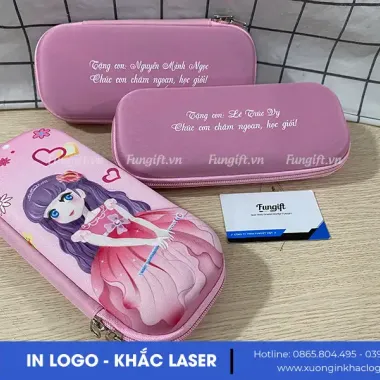 Hộp bút 3D khắc tên giá rẻ chỉ 33000đ - Quà tặng học sinh ý nghĩa 5 Hộp bút 3D khắc tên giá rẻ chỉ 33000đ - Quà tặng học sinh ý nghĩa 5