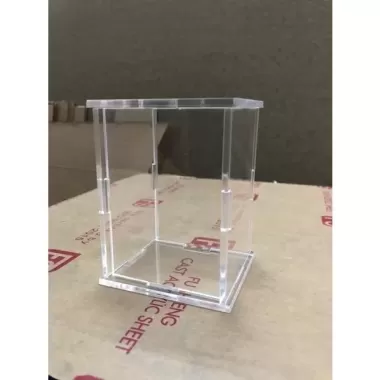 Hộp Mica trong suốt chống bụi Trưng bày sản phẩm , Trưng bày mô hình , tượng - Hộp mica Trang trí 1 Hộp Mica trong suốt chống bụi Trưng bày sản phẩm , Trưng bày mô hình , tượng - Hộp mica Trang trí 1