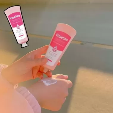 Kem Dưỡng Da Tay, Chân Và Móng Vaseline Deep Moisture 60ml - Foxskincare 3