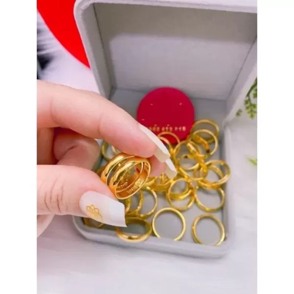 Hình ảnh sản phẩm Nhẫn trơn mô phỏng 5 chỉ khắc mộc 9999 mạ vàng 24k bền màu KAMI
