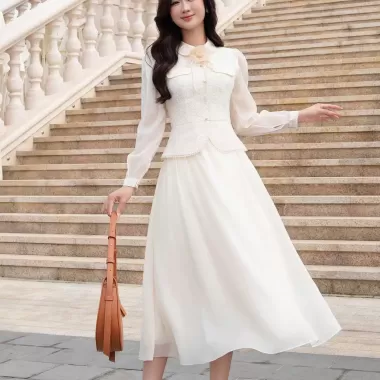 Sét bộ trắng dài tay kèm khăn sang chảnh siêu xinh