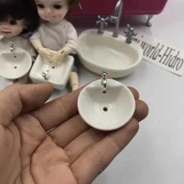Thiết Bị Vệ Sinh Búp Bê Dollhouse 1/12 - Bồn Tắm, Bồn Rửa Mặt, Bồn Cầu Giá Rẻ 20000đ 5 Thiết Bị Vệ Sinh Búp Bê Dollhouse 1/12 - Bồn Tắm, Bồn Rửa Mặt, Bồn Cầu Giá Rẻ 20000đ 5