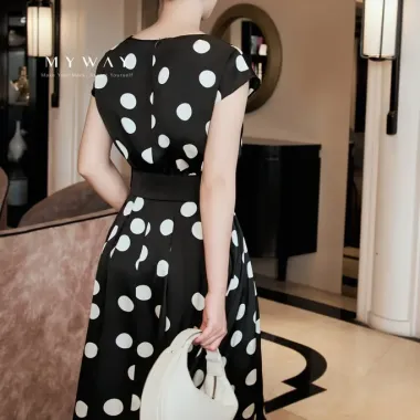Váy nữ chấm bi công sở cao cấp giá rẻ Emvy Clothing EV28 - Giảm còn 286k từ 346k 4