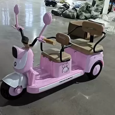 Xe máy điện 2 chỗ ngồi MẪU MỚI NHẤT W2888 có bàn đạp chân ga Đồ Chơi Toys Pin 1