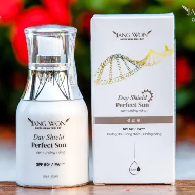 Kem Chống Nắng Doctorqueen Giảm 100k - Bảo Vệ Da Khỏi Tia UV Chỉ 385k