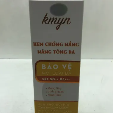 Kem Chống Nắng Nâng Tông Da KMYN 80ML - Bảo Vệ Mọi Loại Da, Giá 149k, Dùng Làm Kem Lót 4 Kem Chống Nắng Nâng Tông Da KMYN 80ML - Bảo Vệ Mọi Loại Da, Giá 149k, Dùng Làm Kem Lót 4