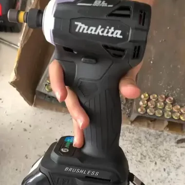 Máy Bắn Vít Makita TD172 Động Cơ Không Chổi Than 180N.m Lực Siết Mạnh - Giá Chỉ 494.498VNĐ 3