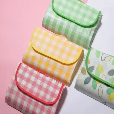 Thảm Dã Ngoại Picnic Gấp Gọn Chống Nước - Cắm Trại, Du Lịch Lý Tưởng Chỉ 39k!