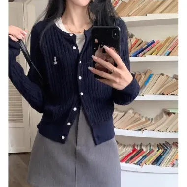 Áo Cardigan Len Thêu Thỏ Hàn Quốc Nữ Siêu Xinh - Khuyến Mãi 202k