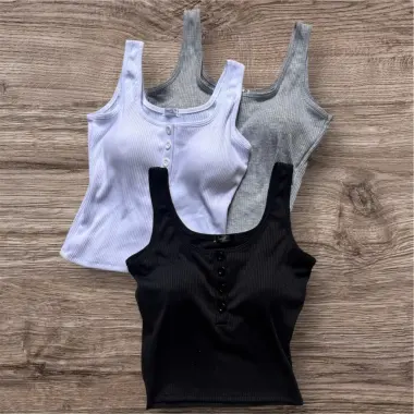 Áo sát nách 3 lỗ có mút ngực, áo 2 dây bản to thun form ôm body siêu mát giá chỉ 61110 đồng 3 Áo sát nách 3 lỗ có mút ngực, áo 2 dây bản to thun form ôm body siêu mát giá chỉ 61110 đồng 3