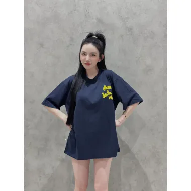 Áo Thun Nam Nữ ADVL Dòng Đỏ Đô ROMANCE STUDIO - Cotton 260GSM, Form Rộng, Giá Cực Sốc 199k 6 Áo Thun Nam Nữ ADVL Dòng Đỏ Đô ROMANCE STUDIO - Cotton 260GSM, Form Rộng, Giá Cực Sốc 199k 6