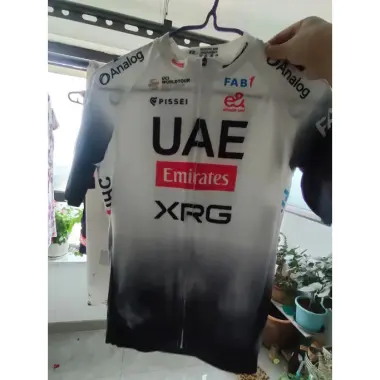 Áo Xe Đạp UAE Tay Ngắn Phong Cách Mới - Khô Nhanh, Thể Thao Bó Sát, Giá Chỉ 702.000đ 8 Áo Xe Đạp UAE Tay Ngắn Phong Cách Mới - Khô Nhanh, Thể Thao Bó Sát, Giá Chỉ 702.000đ 8