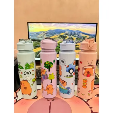 Bình Nước Cappybara Cho Bé Đi Học 800ml Giá Rẻ Chỉ 29000đ Có Quai Xách Tiện Lợi 5 Bình Nước Cappybara Cho Bé Đi Học 800ml Giá Rẻ Chỉ 29000đ Có Quai Xách Tiện Lợi 5