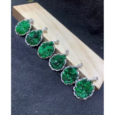 Dây Đeo Cổ Hồ Ly Chúa Xoè Đuôi Ngọc Sơn Thủy - Tặng Dây Đeo - Giảm 130k Còn 490k 9 Dây Đeo Cổ Hồ Ly Chúa Xoè Đuôi Ngọc Sơn Thủy - Tặng Dây Đeo - Giảm 130k Còn 490k 9