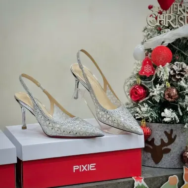 Giày Cao Gót 9cm Đi Tiệc Lùi Size Rộng Đính Đá Siêu Sang Qbey C292 Giá Shock 549k Giày Cao Gót 9cm Đi Tiệc Lùi Size Rộng Đính Đá Siêu Sang Qbey C292 Giá Shock 549k