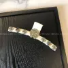 Kẹp Tóc Nữ Đẹp - Crow Cross Grab Clip Độc Đáo Giá Rẻ 49k Thay Vì 60k! 8
