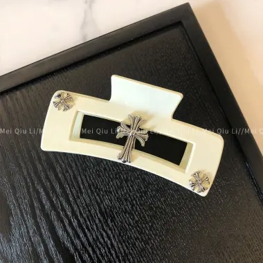 Kẹp Tóc Nữ Đẹp - Crow Cross Grab Clip Độc Đáo Giá Rẻ 49k Thay Vì 60k! 11 Kẹp Tóc Nữ Đẹp - Crow Cross Grab Clip Độc Đáo Giá Rẻ 49k Thay Vì 60k! 11