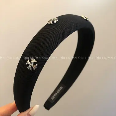 Kẹp Tóc Nữ Đẹp - Crow Cross Grab Clip Độc Đáo Giá Rẻ 49k Thay Vì 60k! 16 Kẹp Tóc Nữ Đẹp - Crow Cross Grab Clip Độc Đáo Giá Rẻ 49k Thay Vì 60k! 16