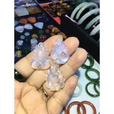 Mặt dây chuyền hồ ly chúa 9 đuôi đá moonstone tự nhiên cao cấp giá rẻ chỉ 600k 4