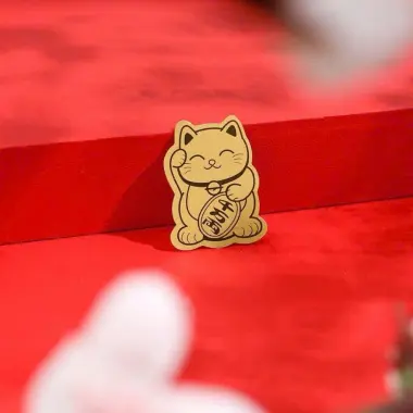 Miếng Dán Mèo Thần Tài Mạ Vàng 24K - Sỉ 100c - Dán Điện Thoại, Ví, Ưu Đãi 95.000Đ 7 Miếng Dán Mèo Thần Tài Mạ Vàng 24K - Sỉ 100c - Dán Điện Thoại, Ví, Ưu Đãi 95.000Đ 7
