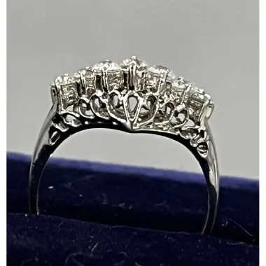 Nhẫn đá kim cương CZ vương miện giá chỉ 129k - Giảm từ 159960đ - Đá CZ cao cấp 5 Nhẫn đá kim cương CZ vương miện giá chỉ 129k - Giảm từ 159960đ - Đá CZ cao cấp 5