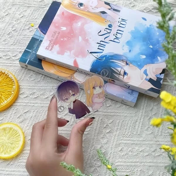 Hình ảnh sản phẩm Ánh Sao Bên Tôi Tập 1-2 lẻ chọn Manga Comics giá ưu đãi 174,900₫ - Mua ngay
