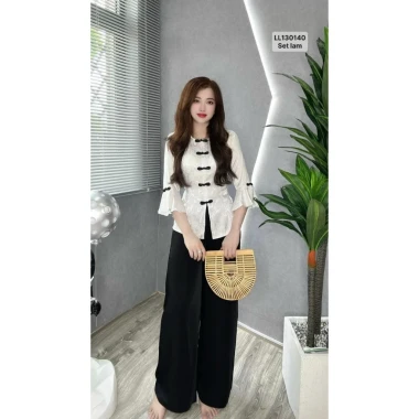 Áo Bà Ba Tay Loe Gấm Mịn Thấm Hút Mồ Hôi Tốt - Nữ Tú Sắc Sở Hữu Ngay Chưa Tới 170K 8 Áo Bà Ba Tay Loe Gấm Mịn Thấm Hút Mồ Hôi Tốt - Nữ Tú Sắc Sở Hữu Ngay Chưa Tới 170K 8