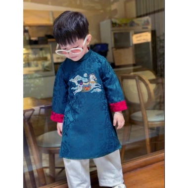 Áo dài bé trai size 40-45kg gấm hàn cao cấp thêu ngựa tết 2.026 giảm giá