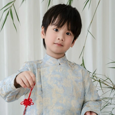 Áo dài bé trai vải gấm loang ép keo - size 1‑13 tuổi, không kèm quần, giảm giá 22% 3