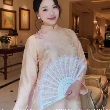Áo dài cách tân BÍCH CHI lụa gấm cao cấp Tết 2.026 - Giảm còn 389k