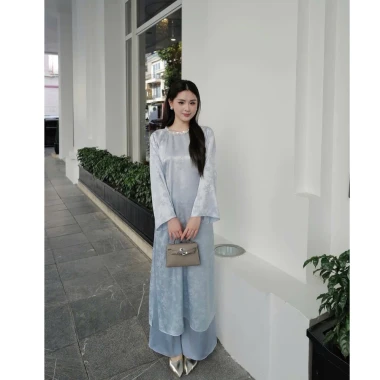 Áo Dài Gấm Dáng Xuông TÂM GIAO Tay Loe Cổ Đính Kết Thủ Công - Giảm 18% còn 309.000 VND 3