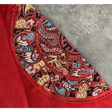 Áo dài tết bé trai Doudou Shop nhung tăm, ốp tay thêu long phụng fullsize, giá 165.000 5 Áo dài tết bé trai Doudou Shop nhung tăm, ốp tay thêu long phụng fullsize, giá 165.000 5