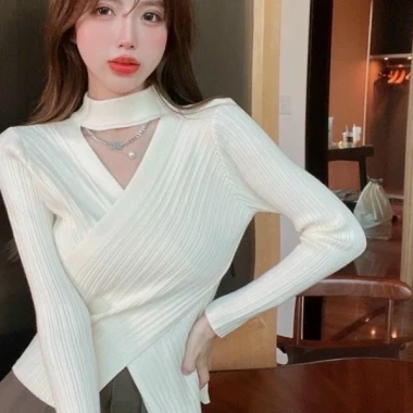 Áo Len Nữ Vạt Chéo Ngực Dài Tay Quảng Châu - Len Đũa Cao Cấp Giảm Giá CỰC SỐC 109k 6 Áo Len Nữ Vạt Chéo Ngực Dài Tay Quảng Châu - Len Đũa Cao Cấp Giảm Giá CỰC SỐC 109k 6