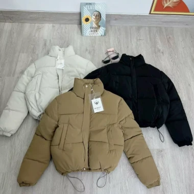 Áo Phao Nữ Croptop Nhung Lì Dây Rút Eo - Giảm 20% Còn 157k 3