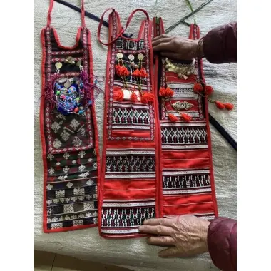 Áo Yếm Dao Đỏ Sapa Giảm Giá - Mua Chỉ 150k Thay Vì 187.5k 4